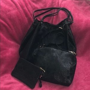 3 Pieces Faux Snake Skin Bags.